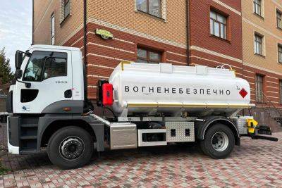 Ford Trucks - Для аграриев изготовили мощные автотопливозаправщики - autocentre.ua - Украина