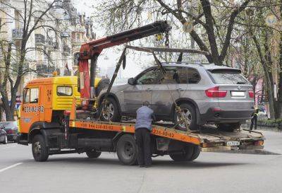 Водители онемели от такого: авто со дворов и улиц будут забирать и продавать с аукциона - ukrainianwall.com - Украина