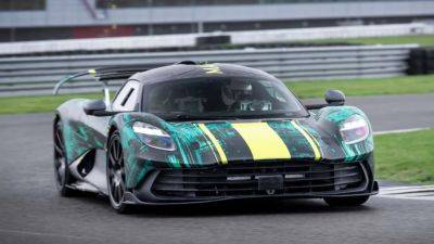 Электрифицированный суперкар Aston Martin Valhalla показали до официальной премьеры - autocentre.ua