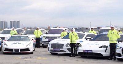 Bentley Continental - Ferrari, Porsche и Bentley: в Турции полиция пересела на скоростные элитные авто (видео) - focus.ua - Украина - Турция - Стамбул