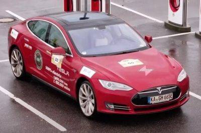 Який вигляд має Tesla Model S з пробігом майже 2 млн км - news.infocar.ua - Марокко