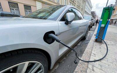 В России лоббируют потолок цен на зарядку автомобилей - zr.ru - Москва - Россия