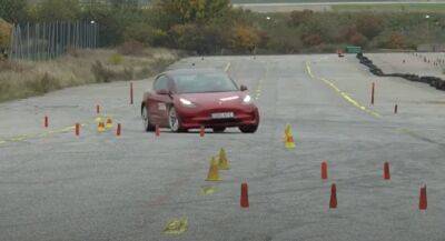 Tesla Model 3 показала безупречный результат на «лосином тесте»‎ (видео) - autocentre.ua - Швеция