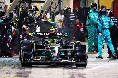 Хилл: Хэмилтон больше всех прессингует Mercedes - f1news.ru