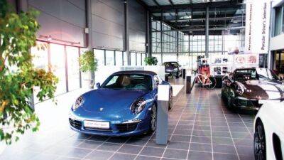 Фирма Porsche продаёт свои российские активы - usedcars.ru - Москва