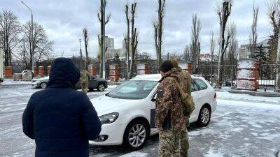 Таможня передала конфискованные автомобили в ВСУ - auto.24tv.ua - Украина - Россия
