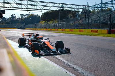 Оскар Пиастри - McLaren проводит частные тесты в Имоле - f1news.ru - Мельбурн