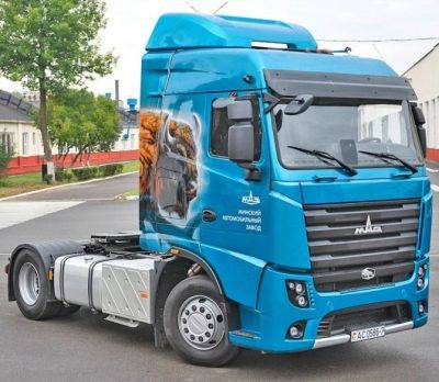 В Минске создан конкурент для российского магистрального тягача КамАЗ-54901 - usedcars.ru - Китай - Москва - Белоруссия - Минск