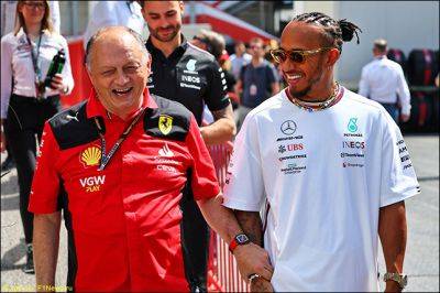 Джон Элканн - Льюис Хэмилтон - Ferrari предлагает Хэмилтону $50 млн? - f1news.ru