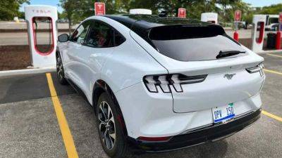 Джеймс Фарли - Электромобили Ford будут иметь порты зарядки Tesla - auto.24tv.ua - Канада - Сша