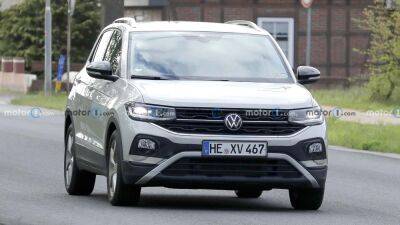 Обновленный VW T-Cross вывели на тесты с минимальным камуфляжем (фото) - autocentre.ua