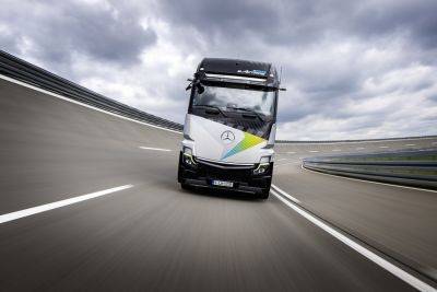 Mercedes-Benz раскрыл характеристики и дату дебюта тягача eActros 600 - autocentre.ua - Германия