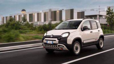 Дебютирует юбилейная версия Fiat Panda 4x40° - auto.24tv.ua - Германия - Франция - Италия - Швейцария