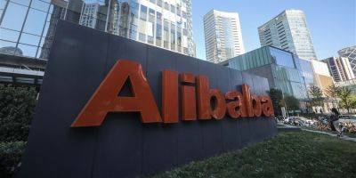 Alibaba объявила о перестановке в руководстве. Гендиректор Дэниел Чжан покидает посты - biz.liga.net - Китай