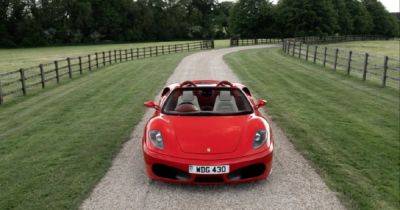 На аукционе задешево продали суперкар Ferrari суперзвезды премьер-лиги Англии (фото) - focus.ua - Украина - Англия - Сша