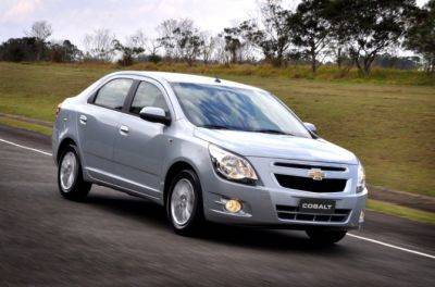 Седан Chevrolet Cobalt стал доступен в России за 1,44 млн рублей - autostat.ru - Узбекистан - Казахстан - Россия