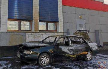 Охваченный огнем автомобиль повредил Ледовый дворец в Пружанах - charter97.org - Белоруссия