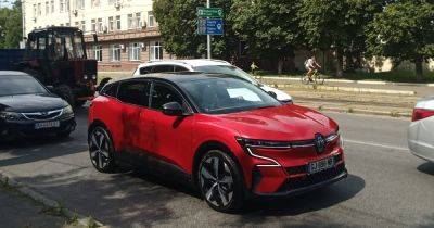 Изменился до неузнаваемости: в Украине заметили новый Renault Megane 2023 (фото) - focus.ua - Киев - Украина