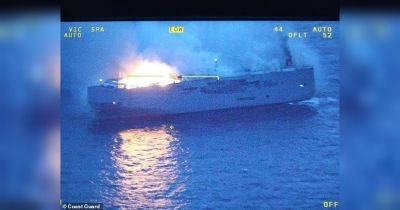 Взорвался электрокар: у берегов Нидерландов загорелось судно с почти тремя тысячами новых автомобилей, есть жертвы - fakty.ua - Украина - Германия - Голландия - Египет - Панама