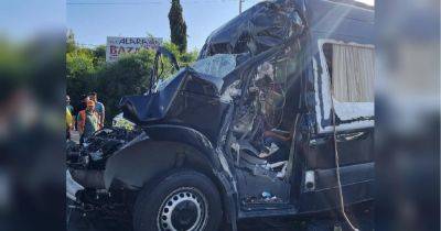 Автобус с туристами разбился в Турции, погибла гражданка Украины (фото) - fakty.ua - Украина - Казахстан - Турция - республика Алания