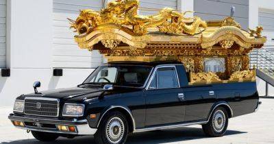 Передвижной храм: роскошный седан Toyota превратили в экстравагантный катафалк (фото) - focus.ua - Украина - Сша - Япония