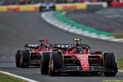 Шарль Леклер - Карлос Сайнс - Карлос Сайнс: Ferrari семь десятых уступает Red Bull - f1news.ru - Англия