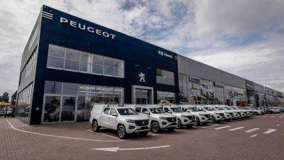 Пикап Peugeot Landtrek получил "автомат" с бензиновым двигателем - auto.24tv.ua - Украина
