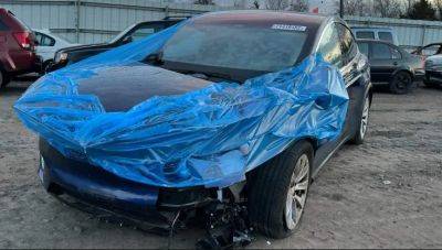 Разбитая и списанная в США Tesla Model X выехала на дороги Украины - autocentre.ua - Украина - Сша