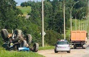 В Оршанском районе самосвал протаранил и опрокинул попутный трактор - charter97.org - Белоруссия
