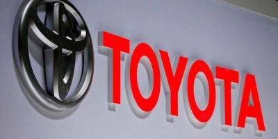 Из-за сбоя систем. Toyota приостановила работу 14 заводов в Японии - biz.nv.ua - Украина - Япония