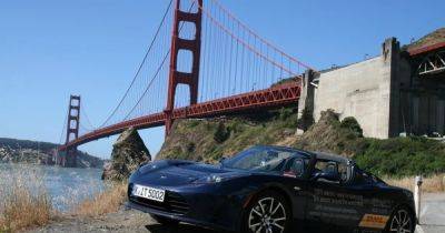 Испанец объедет вокруг света за 80 дней на 12-летнем электромобиле Tesla (фото) - focus.ua - Украина - Китай - Сша - Казахстан - Россия - Азербайджан - Турция