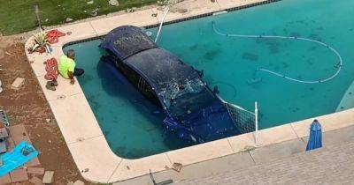 Как в кино: электромобиль Tesla оказался в бассейне после ДТП (видео) - focus.ua - Украина - Сша - state Arizona