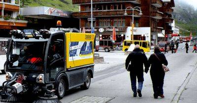 Было слишком поздно: жителям швейцарского города запретили пользоваться авто (видео) - focus.ua - Украина - Швейцария