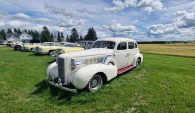 Citroen, Jeep и Cadillac: на аукцион выставили уникальную коллекцию из 230 автомобилей (фото) - autocentre.ua - Канада