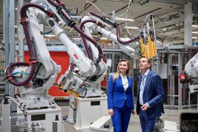Scania открыла аккумуляторный завод для электротранспорта - autocentre.ua - Швеция