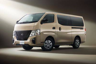 Nissan Caravan разжился лимитированной спецверсией к 50-летнему юбилею - kolesa.ru - Япония