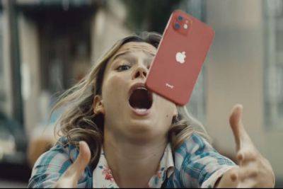 Марк Гурман - Apple запретила техподдержке комментировать проблемы с чрезмерным радиоизлучением iPhone 12, – Bloomberg - itc.ua - Украина - Германия - Франция - Евросоюз - Бельгия