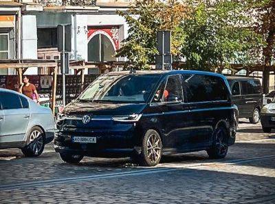 Новый Volkswagen Multivan T7 замечен на дорогах Украины (фото) - autocentre.ua - Киев - Украина