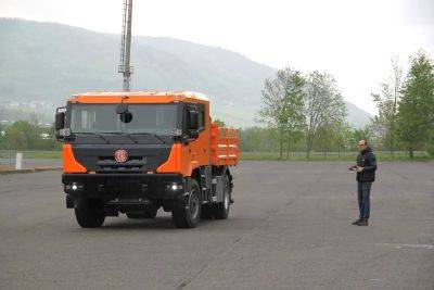 Tatra испытывает для пожарных и военных беспилотные грузовики (видео) - autocentre.ua