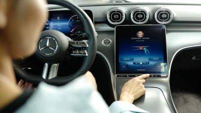 Владельцы Mercedes-Benz могут рассчитываться на заправке с помощью отпечатка пальца - auto.24tv.ua - Германия - Mercedes-Benz