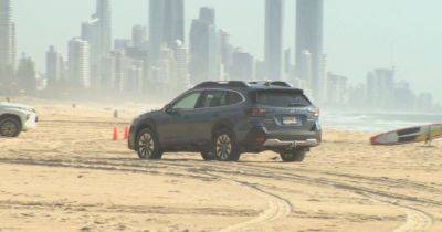 Доверился навигатору: в Австралии водитель Subaru застрял в песке на пляже (видео) - focus.ua - Украина - Сша - Австралия