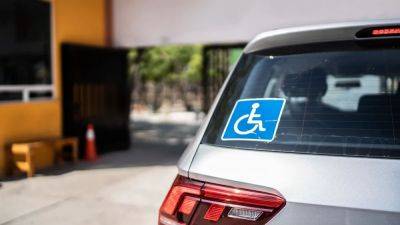 В Украине люди с инвалидностью могут получить права категории С1: детали от МВД - autocentre.ua - Украина