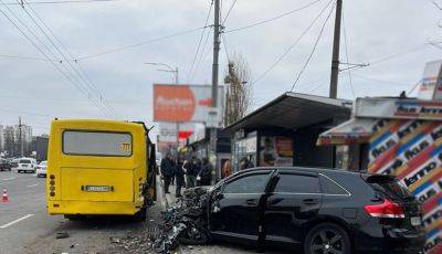 ДТП в Киеве 20 января - авто врезалось в остановку, есть жертвы - apostrophe.ua - Киев - Украина - район Святошинский