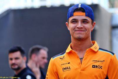 Зак Браун - Оскар Пиастри - Андреа Стелла - В McLaren продлили контракт с Ландо Норрисом - f1news.ru