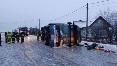 Украинский автобус с 59 пассажирами попал в ДТП в Польше - vchaspik.ua - Киев - Украина - Польша