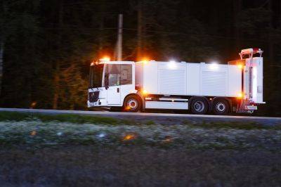 Безопасность на дорогах обеспечит электрический грузовик с солнечными панелями - autocentre.ua - Стокгольм - Mercedes-Benz