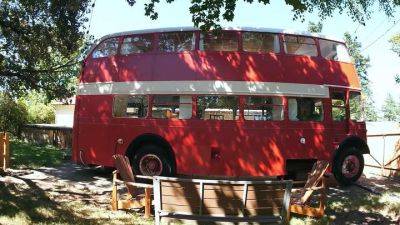 Культовый британский двухэтажный автобус переделали в дом на колесах и выставили на продажу - auto.24tv.ua - Англия - Сан-Франциско - штат Вашингтон - штат Орегон