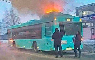 Белорусский автобус опять горел в Санкт-Петербурге - charter97.org - Россия - Белоруссия - Санкт-Петербург