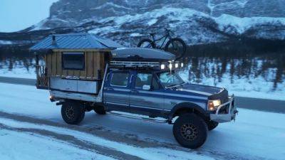 Пикап Ford F-350 переоборудовали в «дом на колесах» для путешествия по Аляске (видео) - autocentre.ua - штат Аляска