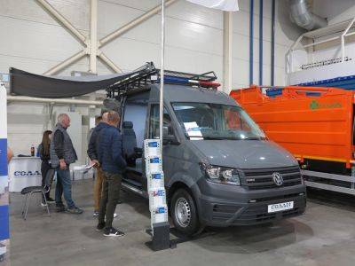 Volkswagen Crafter - Як із Volkswagen Crafter в Україні зробили мобільний офіс - autocentre.ua